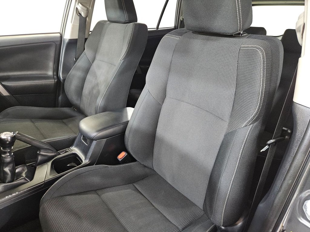 Used Toyota RAV4 2016 for sale - 77936765: Photo 29
