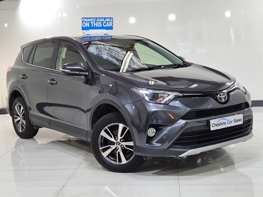 Used Toyota RAV4 2016 for sale - 77936765: Photo 4