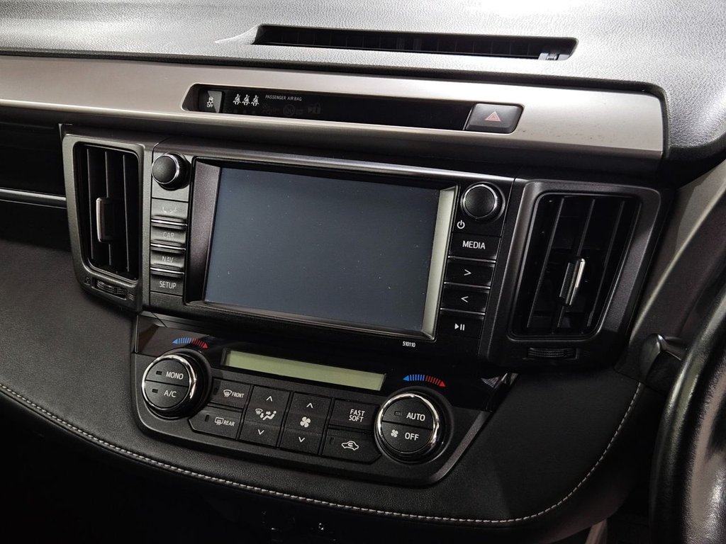 Used Toyota RAV4 2016 for sale - 77936765: Photo 42