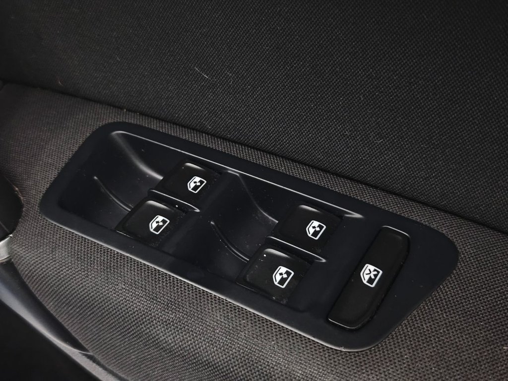 Used Volkswagen Golf SV 2015 for sale - 77327724: Photo 33