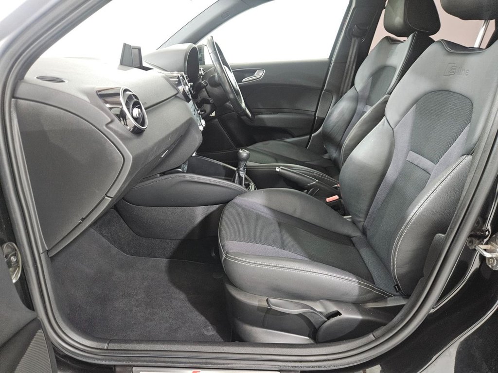 Used Audi A1 2015 for sale - 76617807: Photo 14