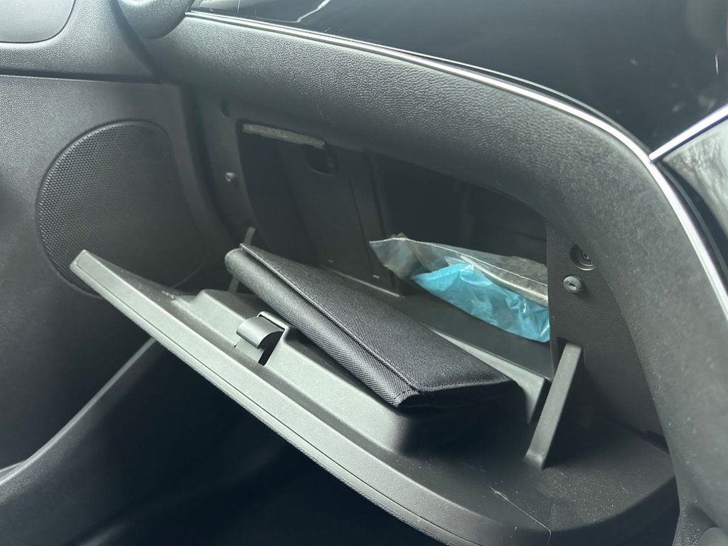 Used Vauxhall ADAM 2017 for sale - 77236499: Photo 44