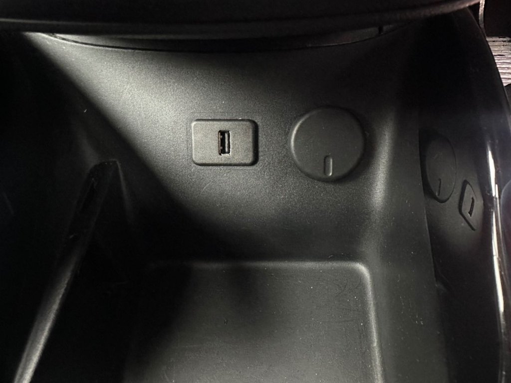 Used Vauxhall ADAM 2017 for sale - 77236499: Photo 46