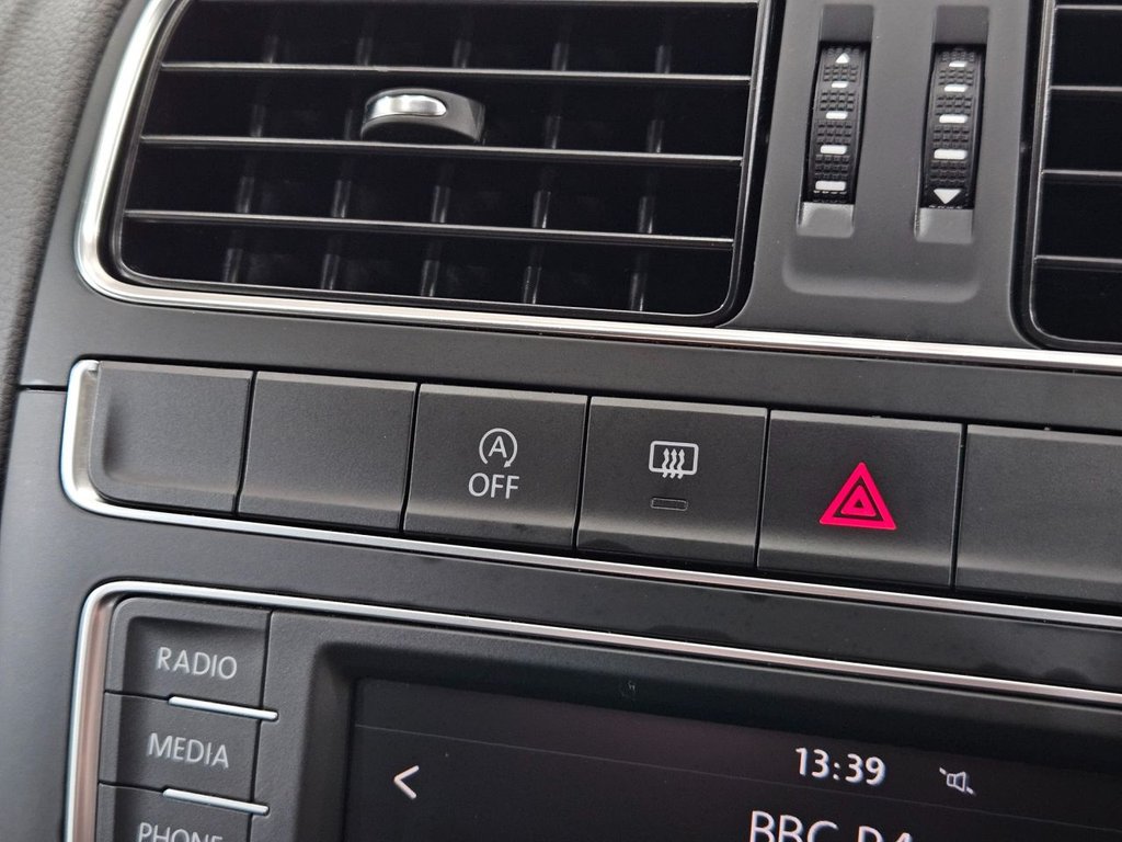 Used Volkswagen Polo 2015 for sale - 78096492: Photo 39