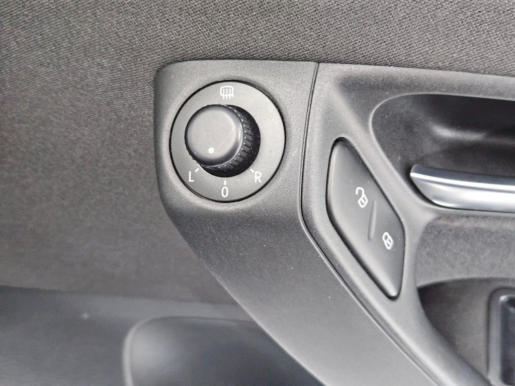 Used Volkswagen Polo 2014 for sale - 77048794: Photo 43