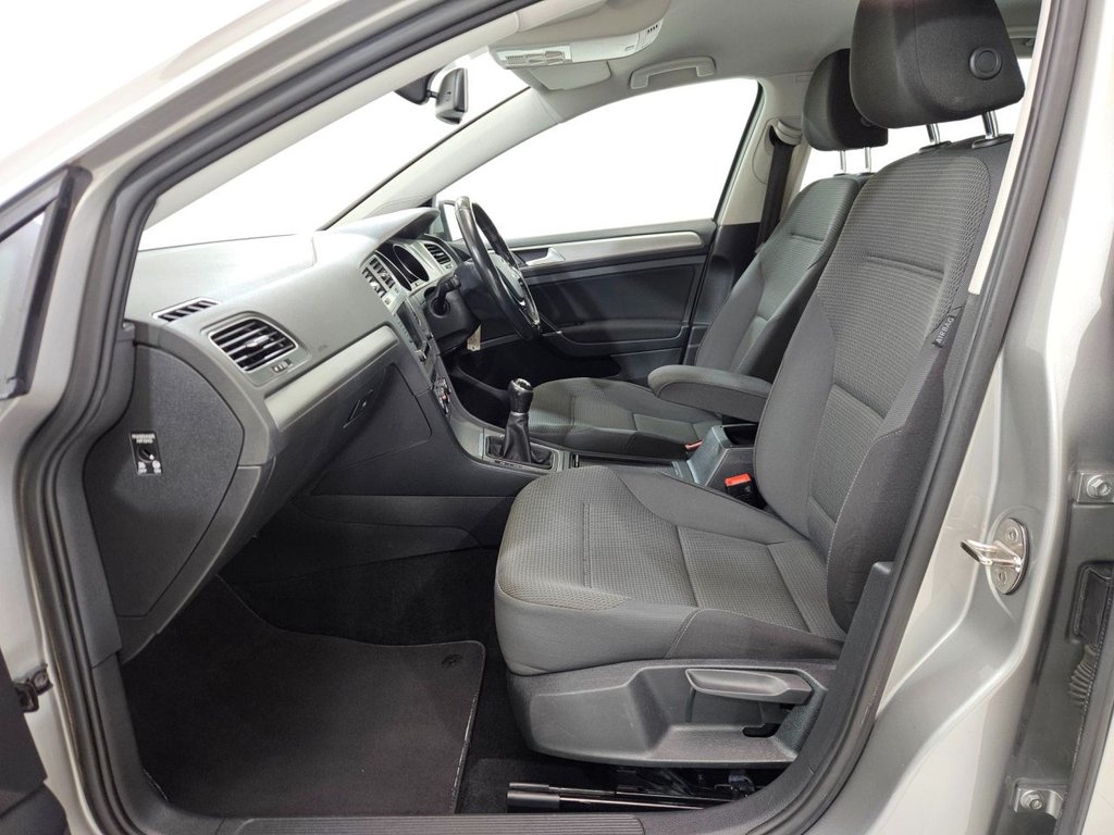 Used Volkswagen Golf 2016 for sale - 78212889: Photo 23