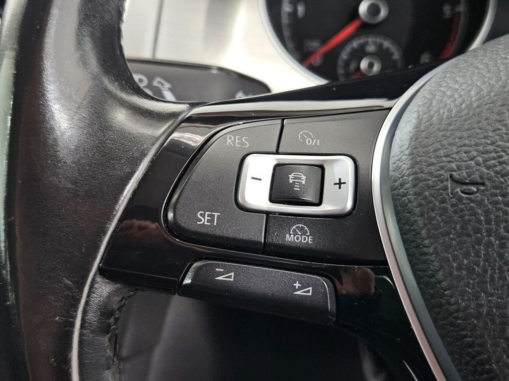 Used Volkswagen Golf 2016 for sale - 78212889: Photo 39