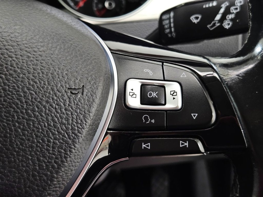 Used Volkswagen Golf 2016 for sale - 78212889: Photo 40