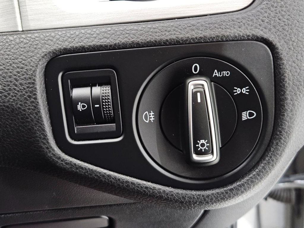 Used Volkswagen Golf 2016 for sale - 78212889: Photo 41