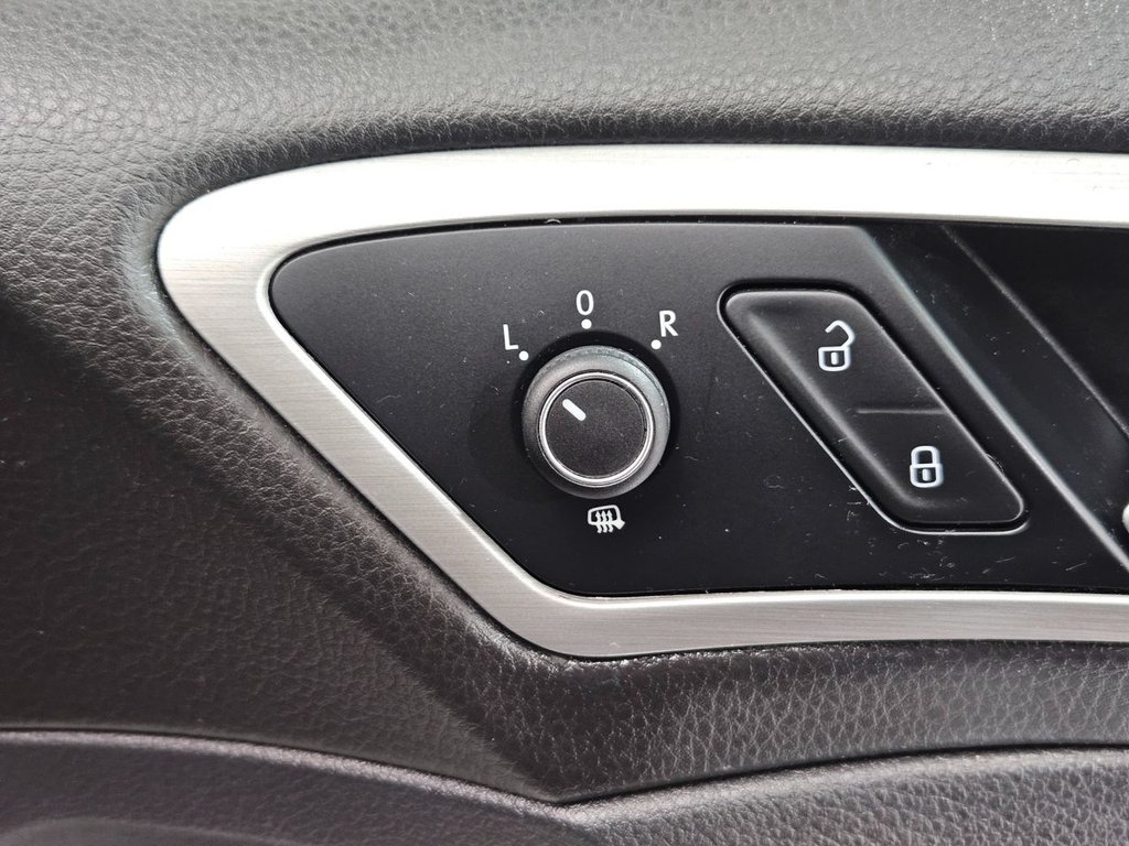 Used Volkswagen Golf 2016 for sale - 78212889: Photo 42