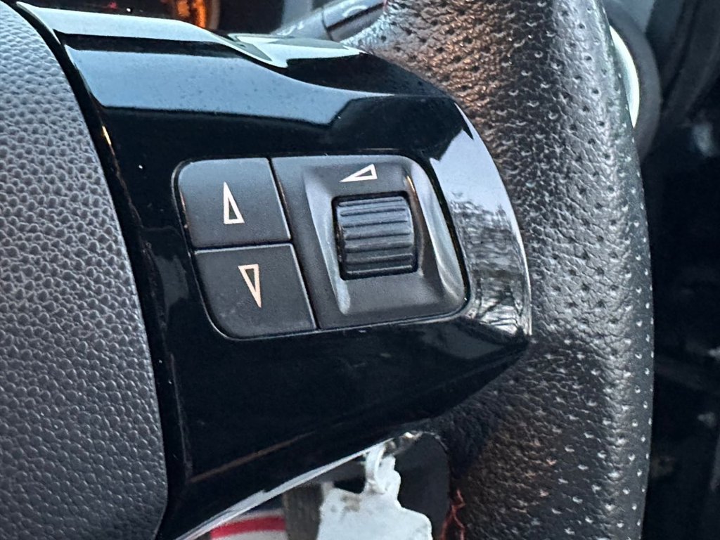 Used Vauxhall Corsa 2012 for sale - 77200393: Photo 30