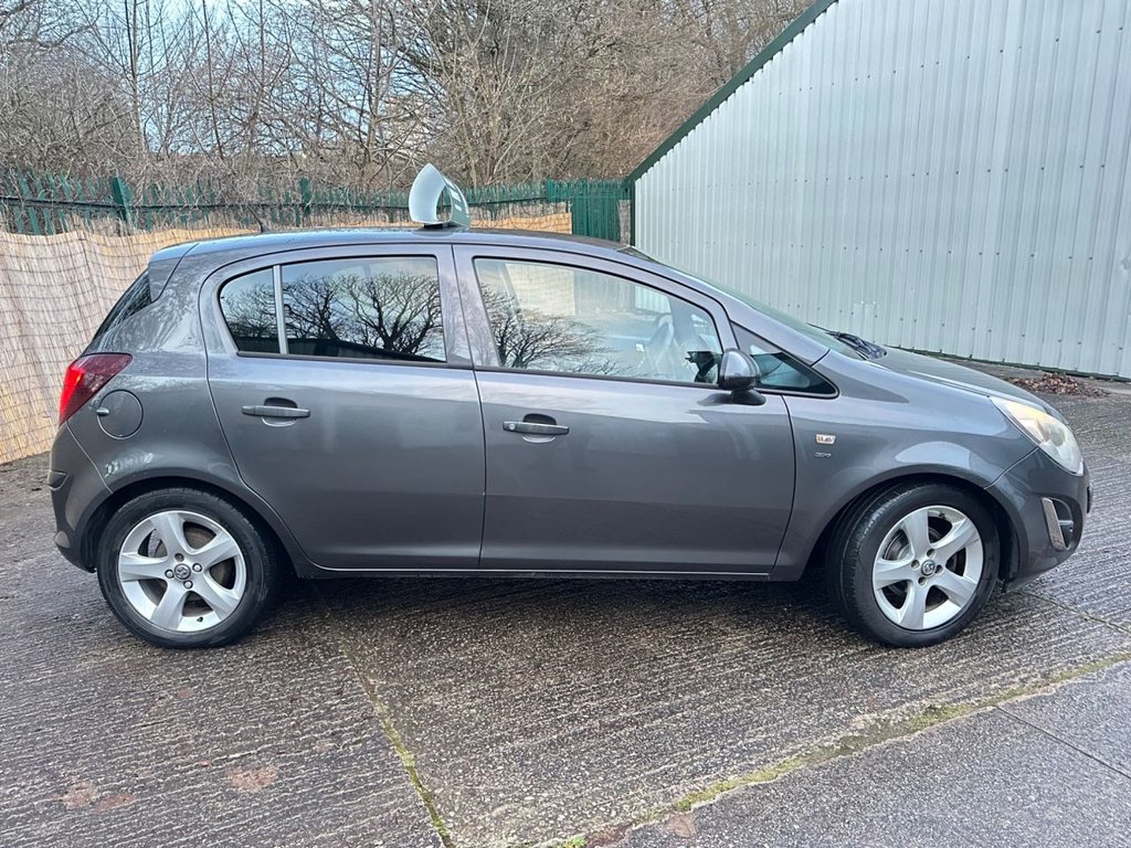 Used Vauxhall Corsa 2012 for sale - 77200393: Photo 4