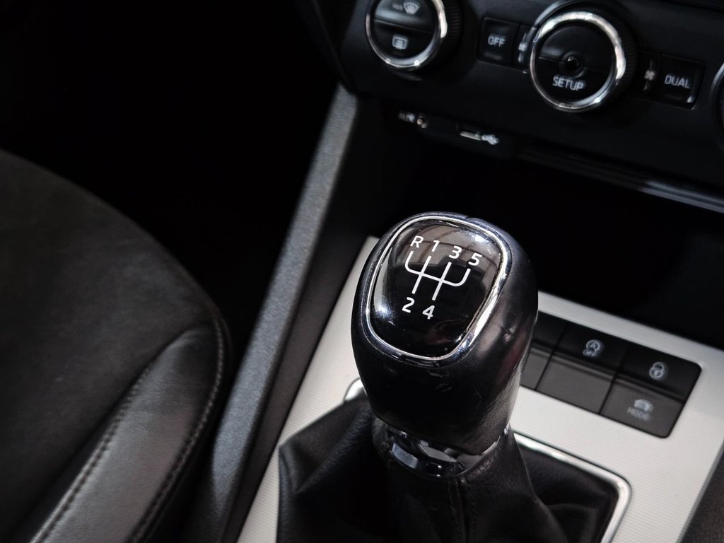 Used Skoda Octavia 2014 for sale - 77920080: Photo 41