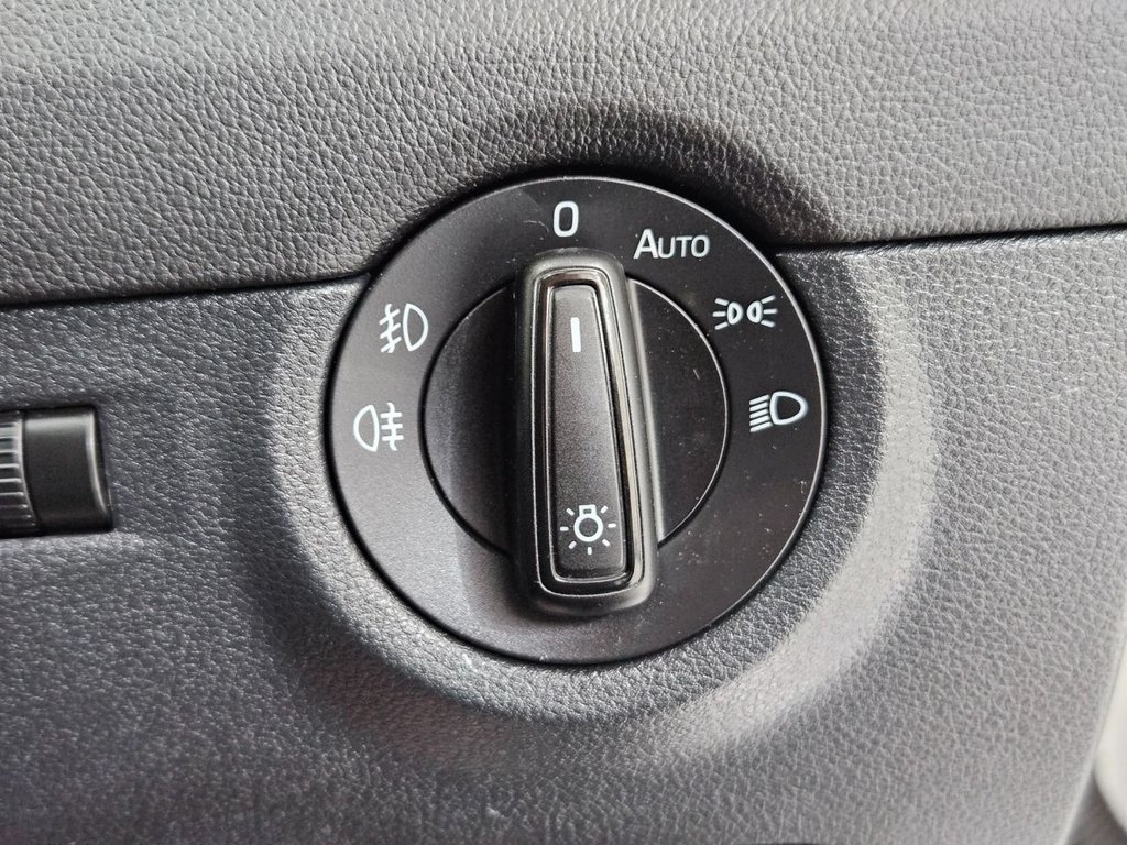 Used Skoda Octavia 2014 for sale - 77920080: Photo 49