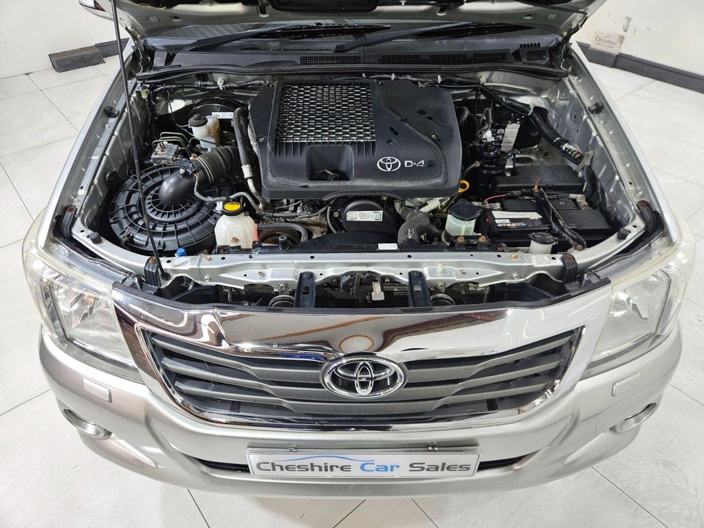 Used Toyota Hilux 2012 for sale - 77557977: Photo 18