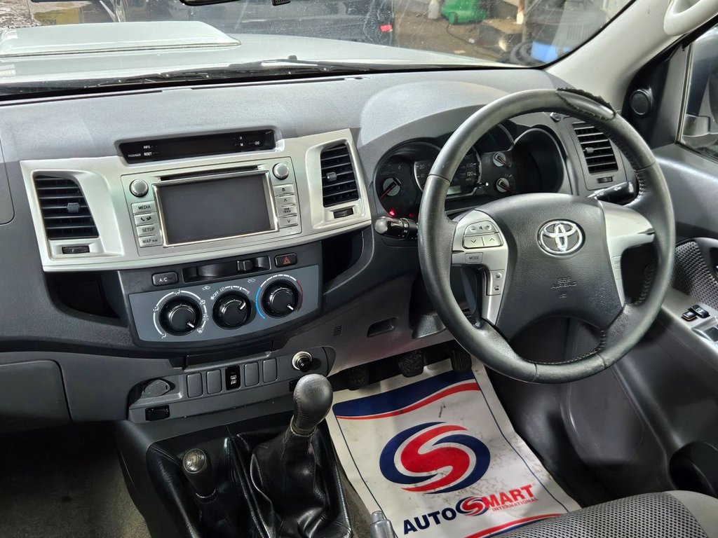 Used Toyota Hilux 2012 for sale - 77557977: Photo 25