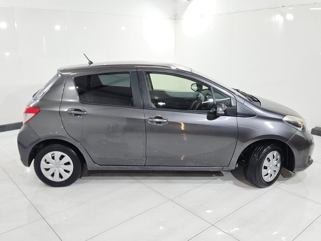 Used Toyota Yaris 2014 for sale - 76934612: Photo 14
