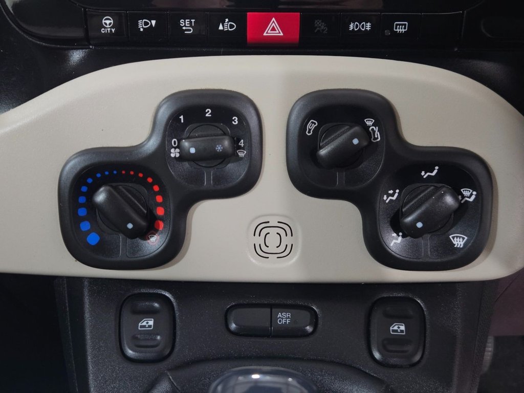 Used Fiat Panda 2015 for sale - 76698609: Photo 31