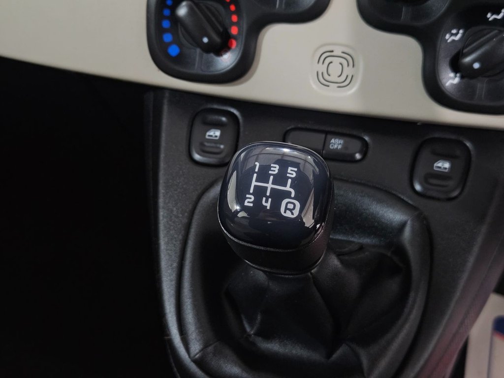 Used Fiat Panda 2015 for sale - 76698609: Photo 32