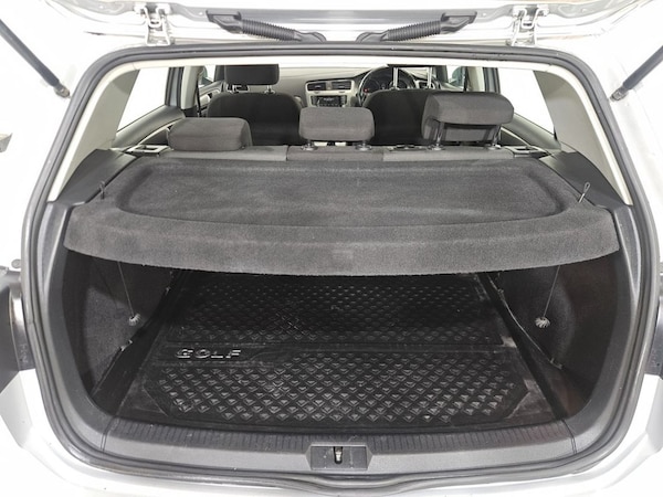 Used Volkswagen Golf 2014 for sale - 76081095: Photo 18