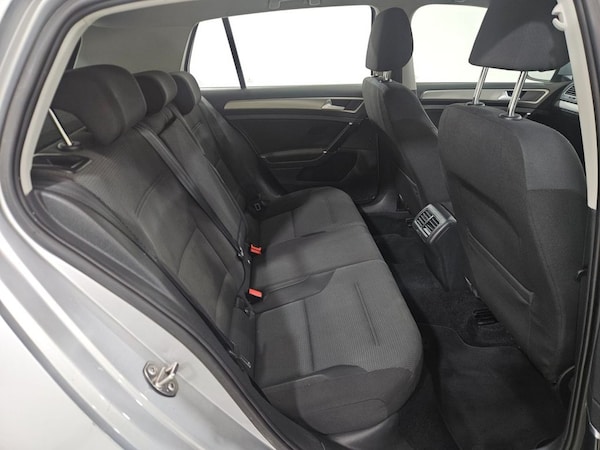 Used Volkswagen Golf 2014 for sale - 76081095: Photo 30