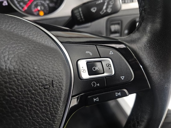 Used Volkswagen Golf 2014 for sale - 76081095: Photo 49