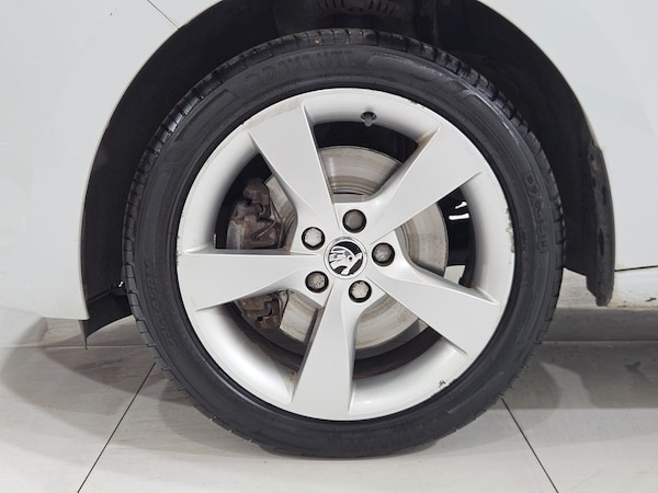 Used Skoda Rapid Spaceback 2014 for sale - 76203492: Photo 14