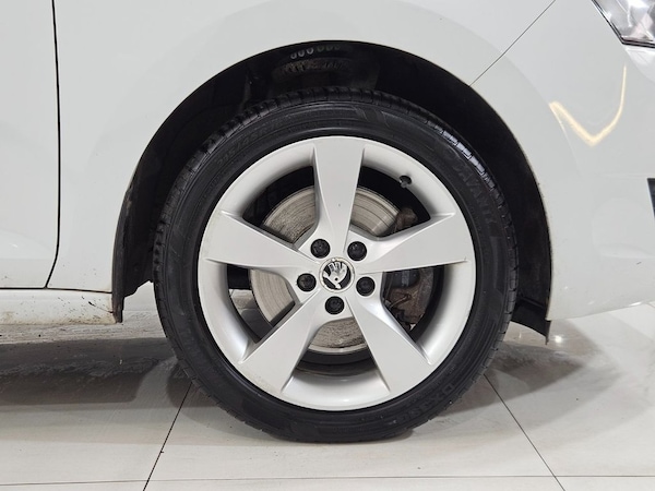 Used Skoda Rapid Spaceback 2014 for sale - 76203492: Photo 16