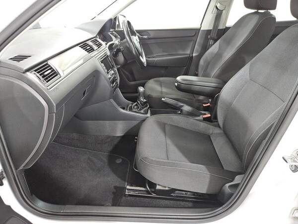 Used Skoda Rapid Spaceback 2014 for sale - 76203492: Photo 26