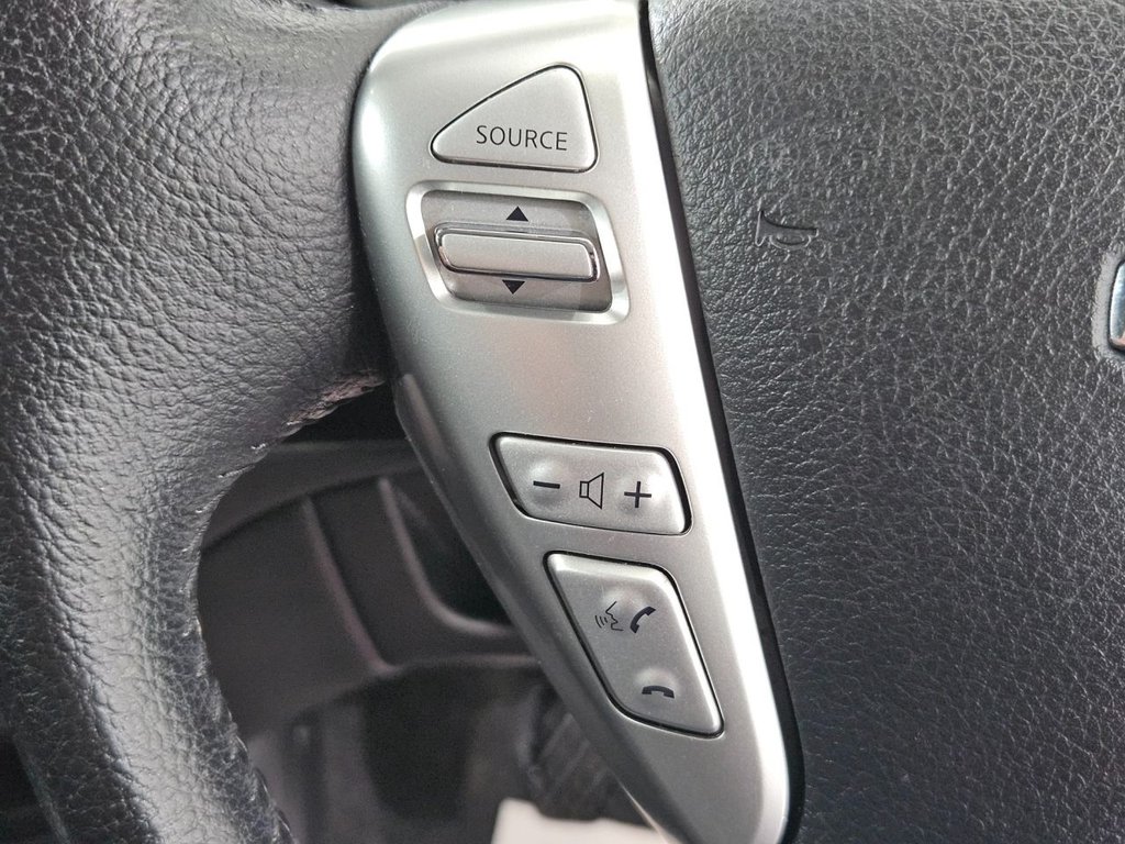 Used Nissan Note 2014 for sale - 76820563: Photo 42