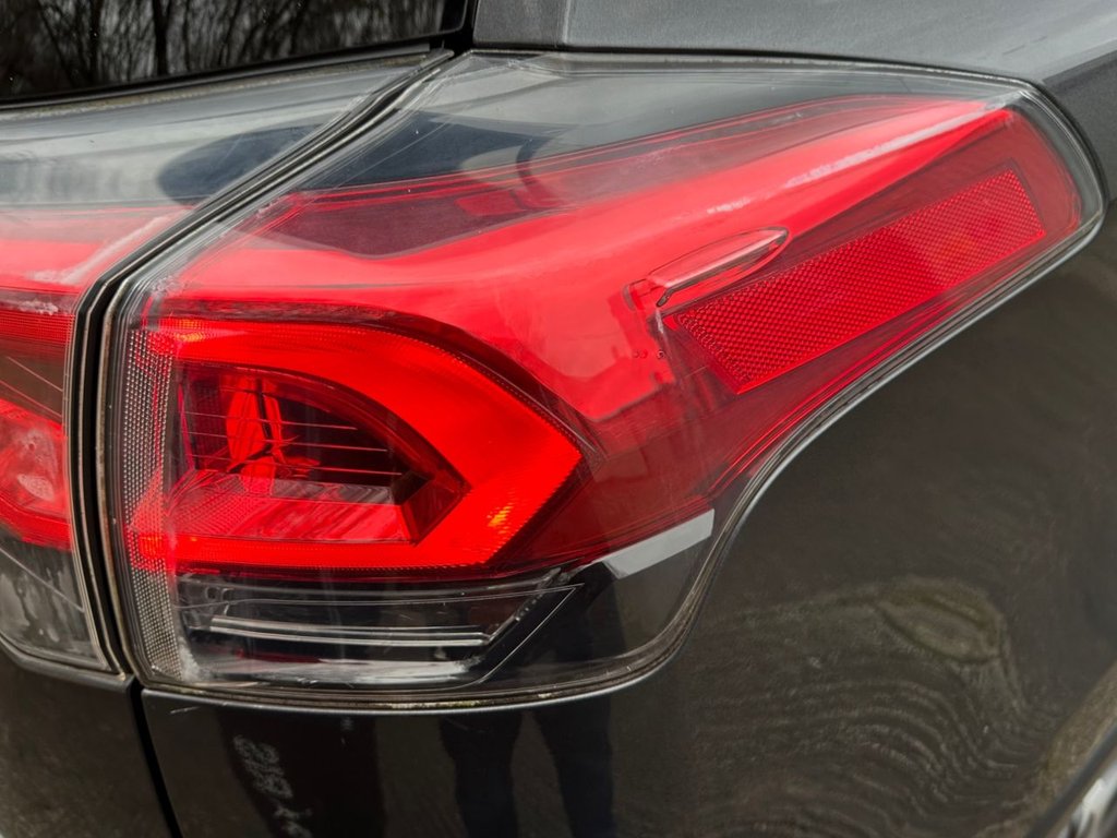 Used Toyota RAV4 2016 for sale - 77302230: Photo 22