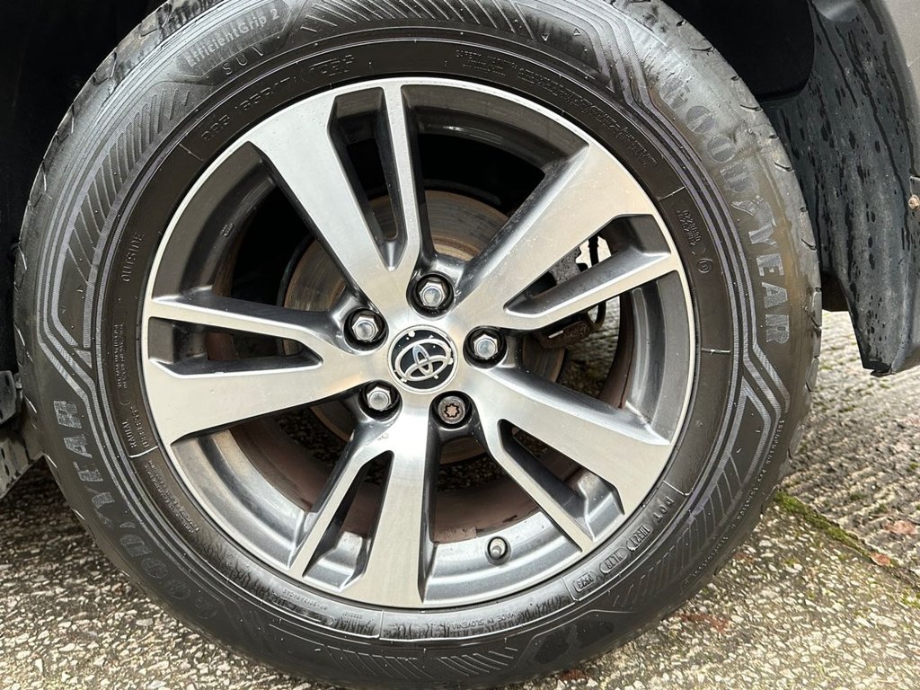 Used Toyota RAV4 2016 for sale - 77302230: Photo 25