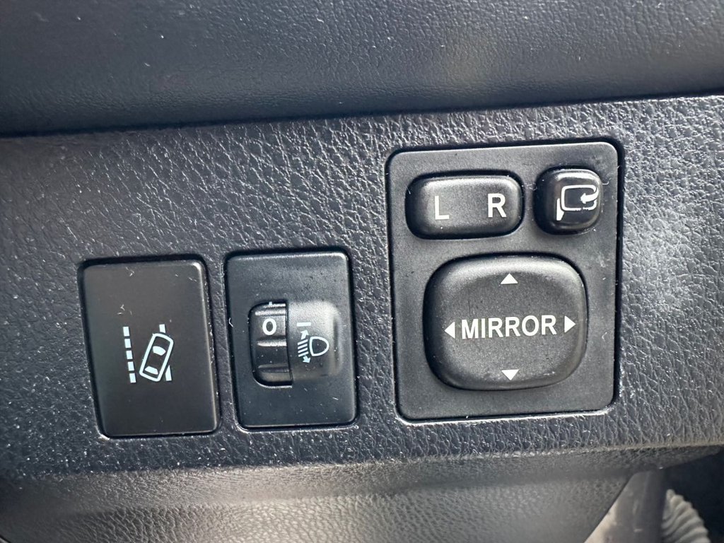 Used Toyota RAV4 2016 for sale - 77302230: Photo 31