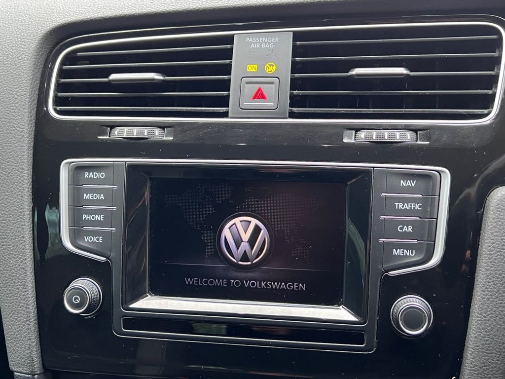 Used Volkswagen Golf 2015 for sale - 77498903: Photo 22