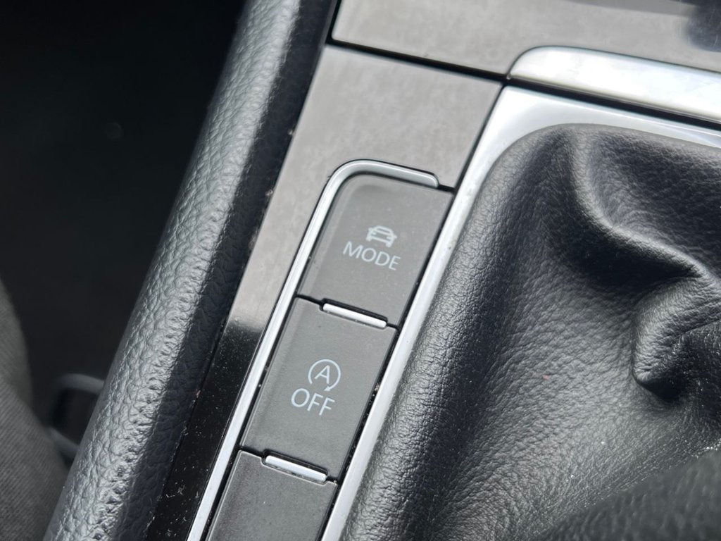 Used Volkswagen Golf 2015 for sale - 77498903: Photo 26