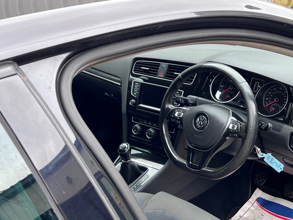 Used Volkswagen Golf 2015 for sale - 77498903: Photo 40