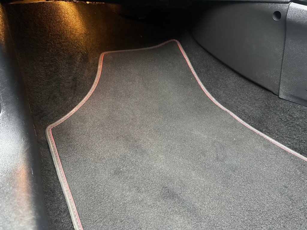 Used Peugeot 2008 2017 for sale - 77250339: Photo 35