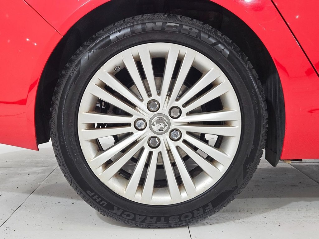 Used Vauxhall Insignia 2015 for sale - 76439165: Photo 5