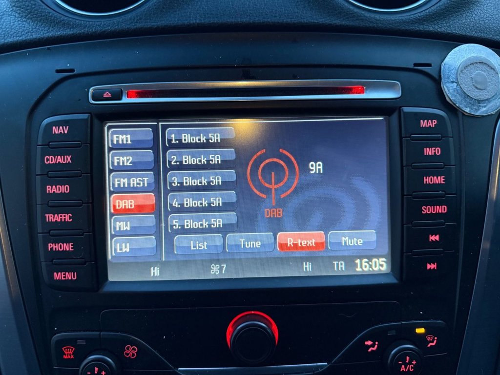 Used Ford Mondeo 2014 for sale - 77161664: Photo 29