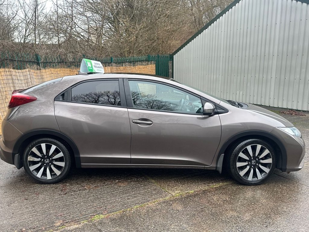 Used Honda Civic 2014 for sale - 77212928: Photo 4