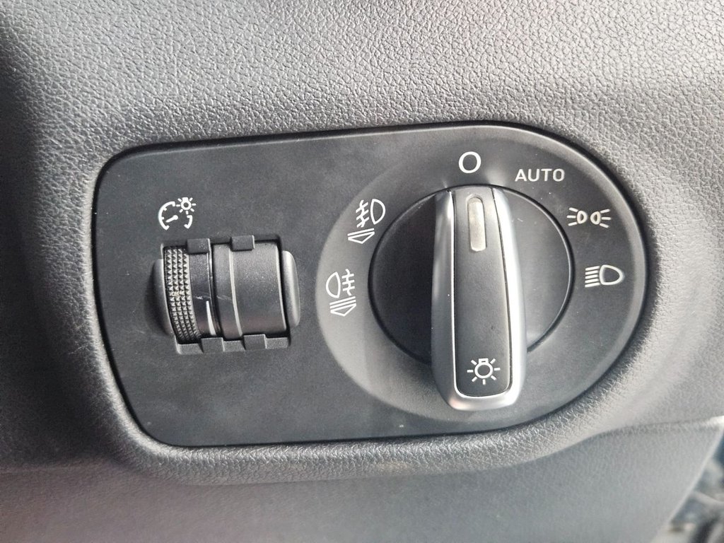 Used Audi A1 2011 for sale - 77313583: Photo 46