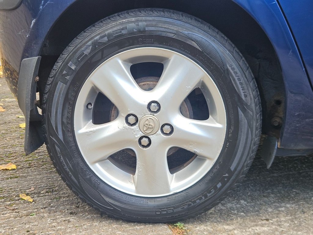 Used Toyota Yaris 2007 for sale - 76642127: Photo 14