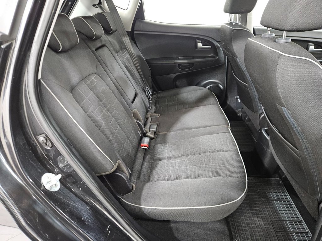 Used Kia Venga 2013 for sale - 77572050: Photo 28