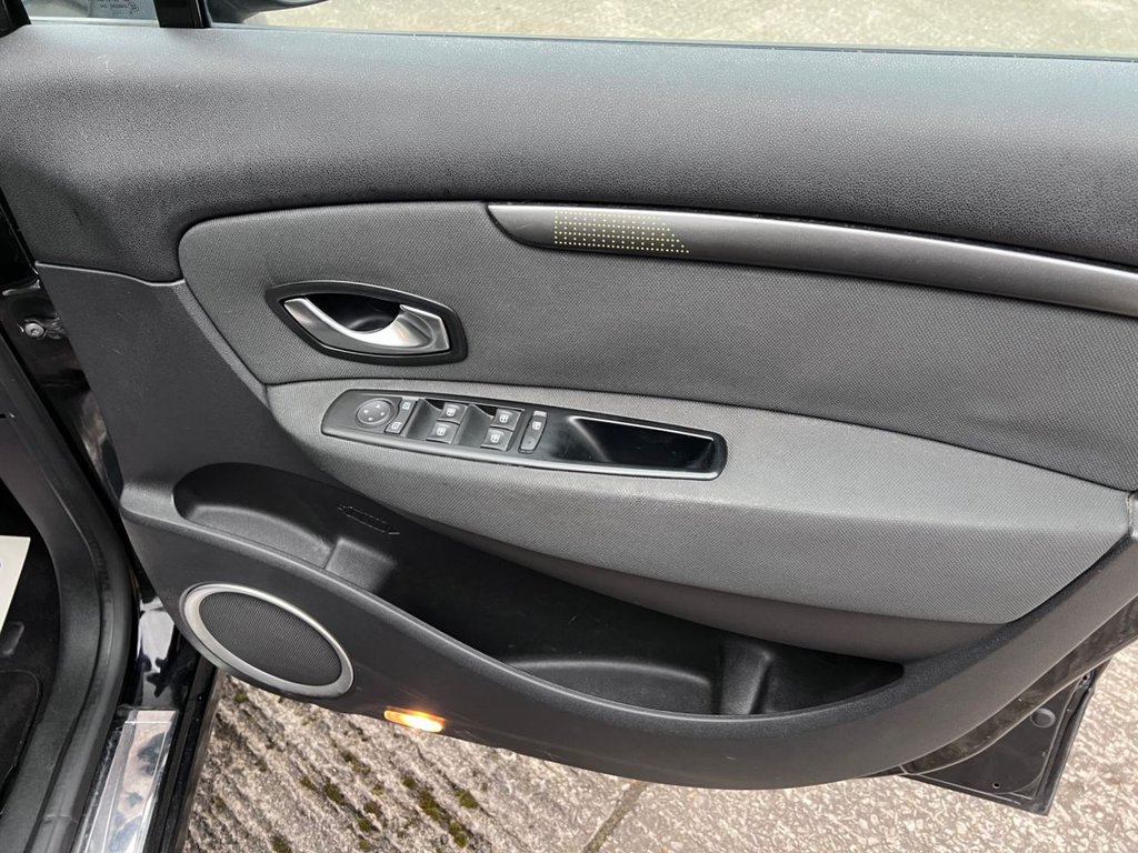 Used Renault Scenic 2010 for sale - 78017282: Photo 23