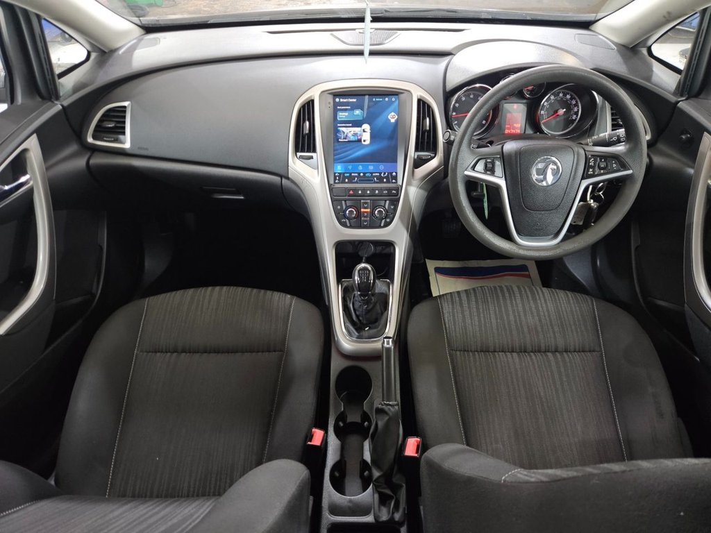 Used Vauxhall Astra 2011 for sale - 78181272: Photo 21