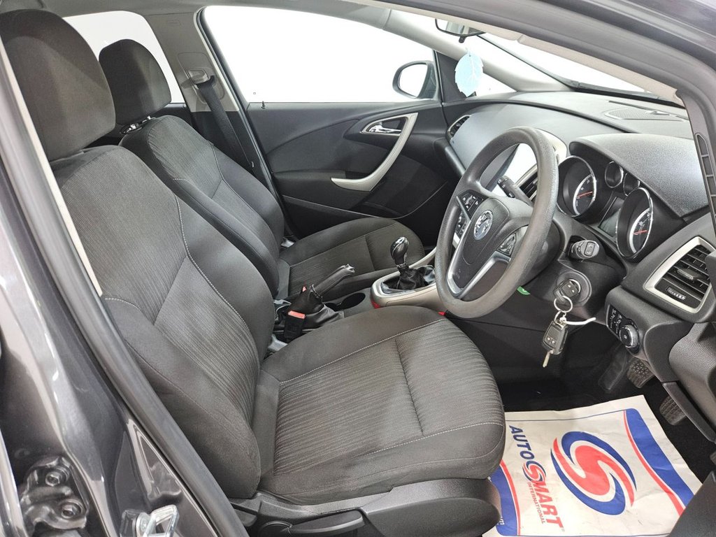 Used Vauxhall Astra 2011 for sale - 78181272: Photo 24