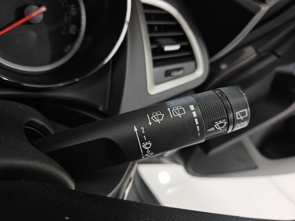 Used Vauxhall Astra 2011 for sale - 78181272: Photo 40