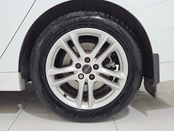 Used Ford Mondeo 2015 for sale - 76203430: Photo 15