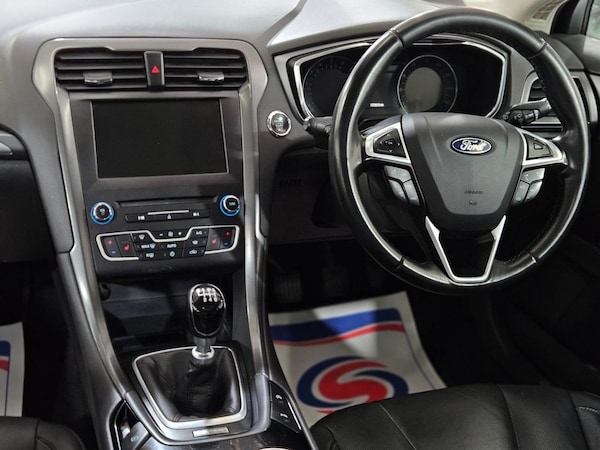 Used Ford Mondeo 2015 for sale - 76203430: Photo 21