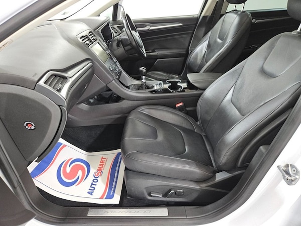 Used Ford Mondeo 2015 for sale - 76203430: Photo 24